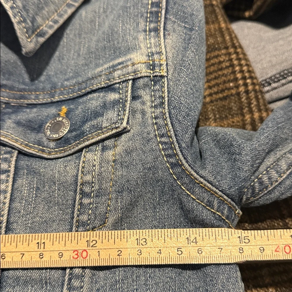 Levi's Big Boys Denim‎ Trucker Jacket Size Large 12-13 NWT Fall Fashion